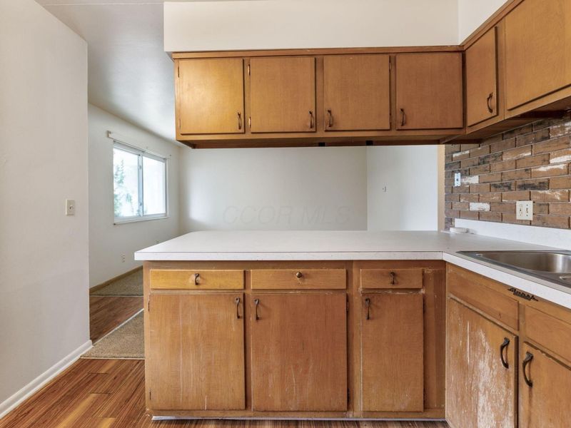 357 E 14th Avenue, Columbus, OH 43201 Photo 18