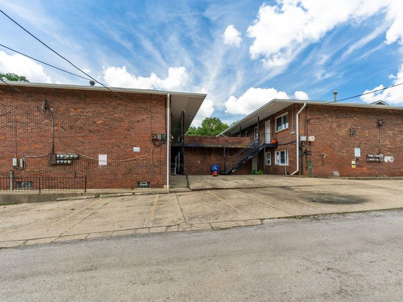 357 E 14th Avenue, Columbus, OH 43201 Photo 30