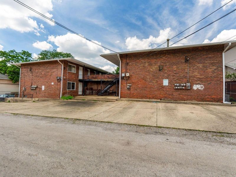 357 E 14th Avenue, Columbus, OH 43201 Photo 31