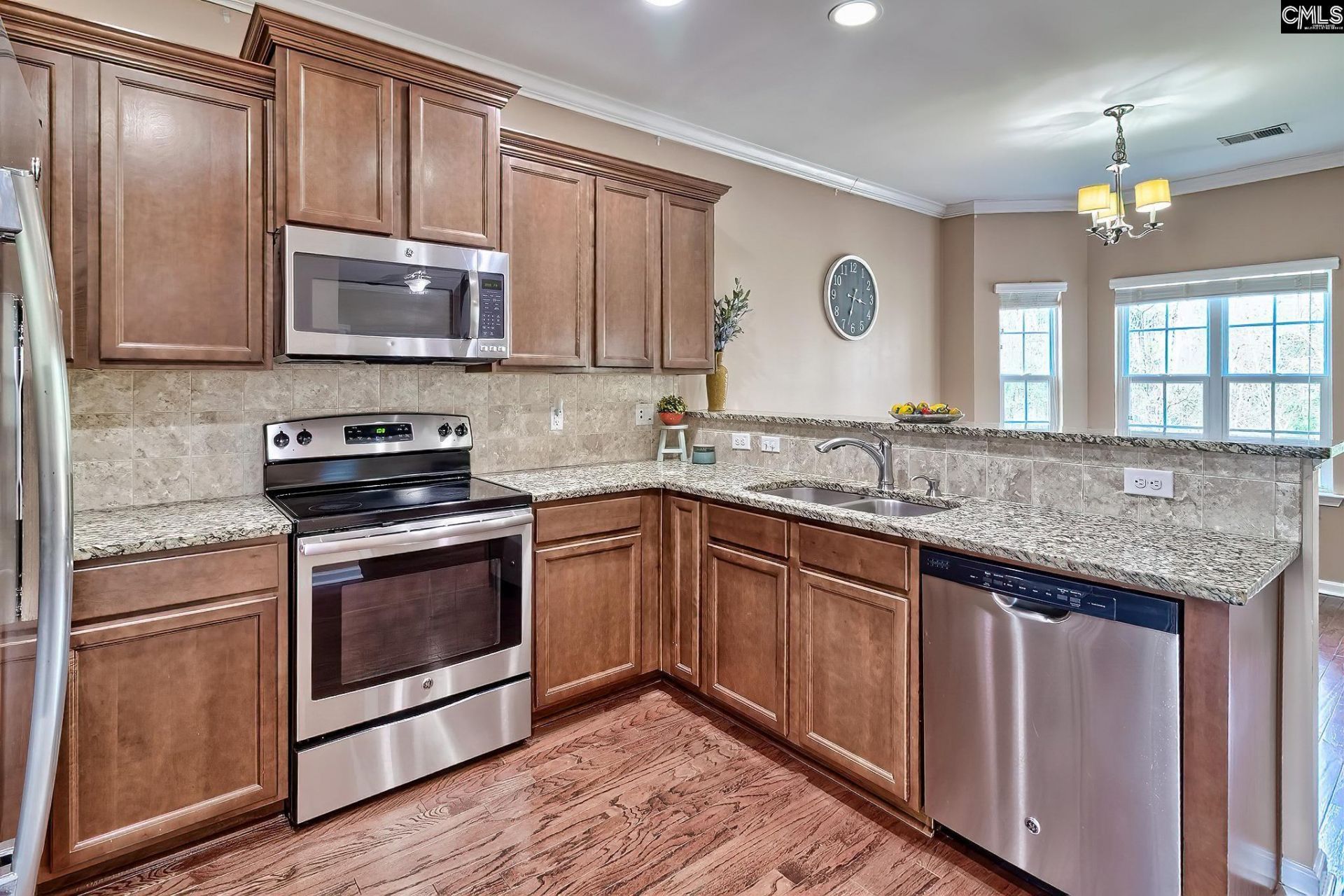 260 Eagle Pointe Drive  Photo 9