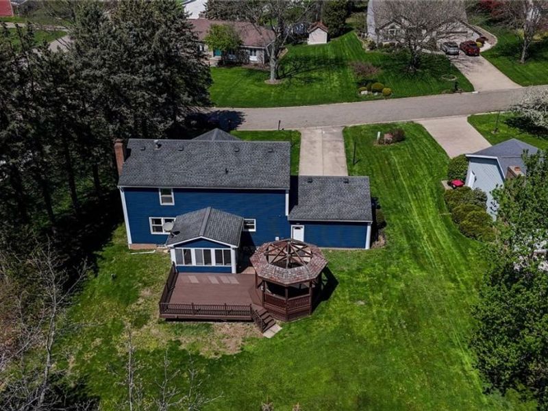 1800 Spotswood Street NW, Uniontown, OH 44685 Photo 10