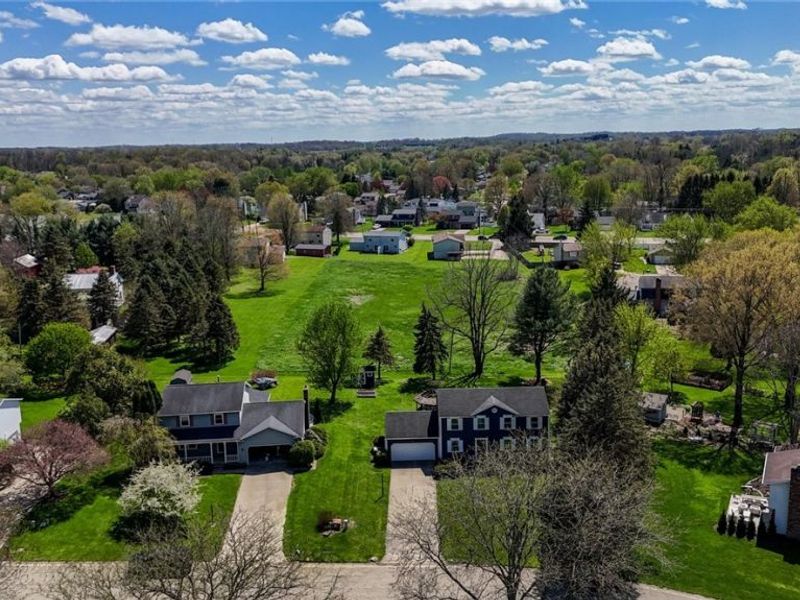 1800 Spotswood Street NW, Uniontown, OH 44685 Photo 11