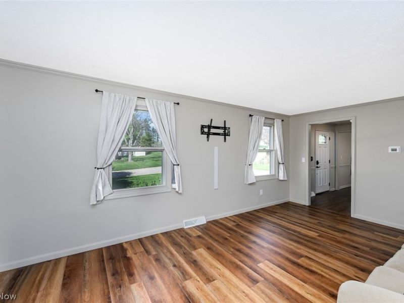 1800 Spotswood Street NW, Uniontown, OH 44685 Photo 16