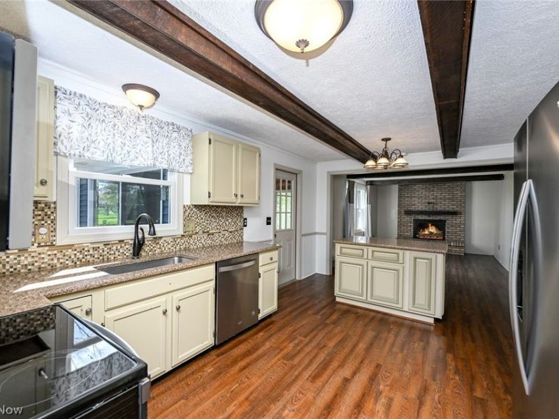 1800 Spotswood Street NW, Uniontown, OH 44685 Photo 19