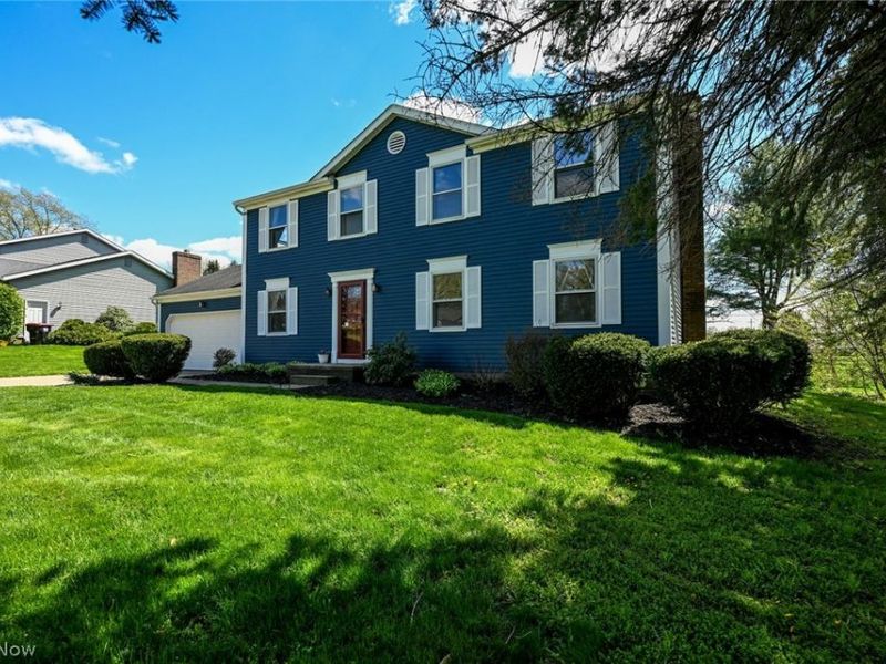 1800 Spotswood Street NW, Uniontown, OH 44685 Photo 2