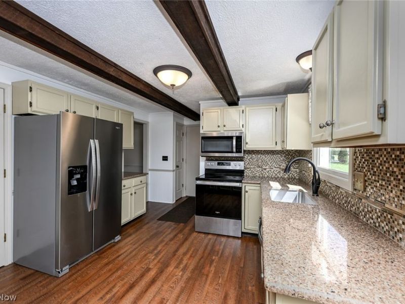 1800 Spotswood Street NW, Uniontown, OH 44685 Photo 21