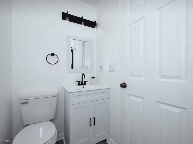 1800 Spotswood Street NW, Uniontown, OH 44685 Photo 34