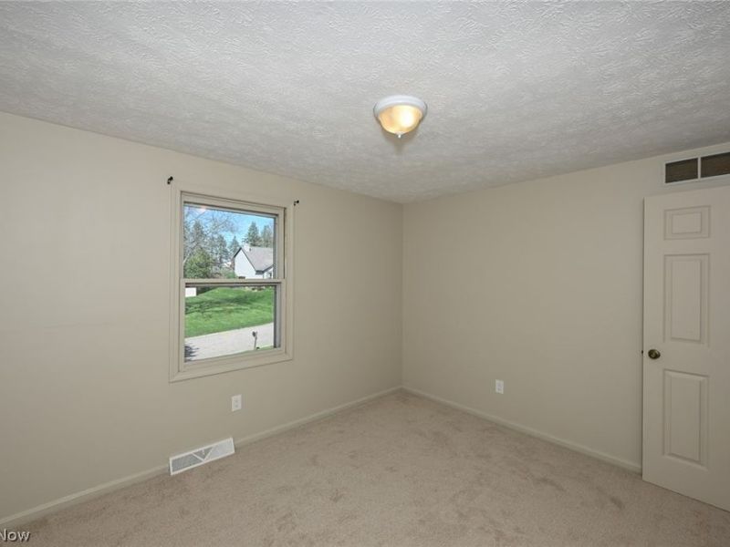 1800 Spotswood Street NW, Uniontown, OH 44685 Photo 38