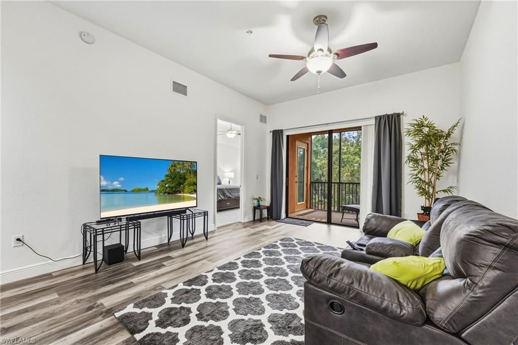 13651 Julias Way , Unit 1422, Fort Myers, FL 33919 Photo