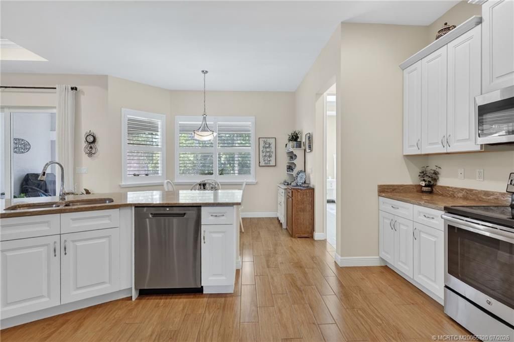 263 SW Cocoloba Way, Stuart, FL 34997 Photo