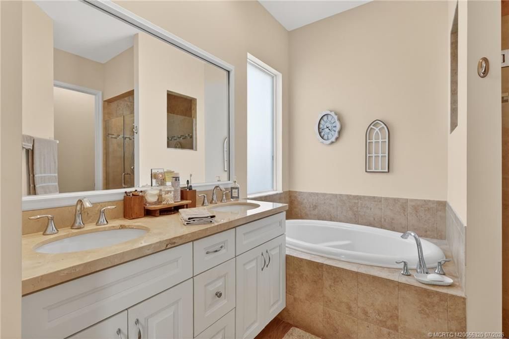 263 SW Cocoloba Way, Stuart, FL 34997 Photo