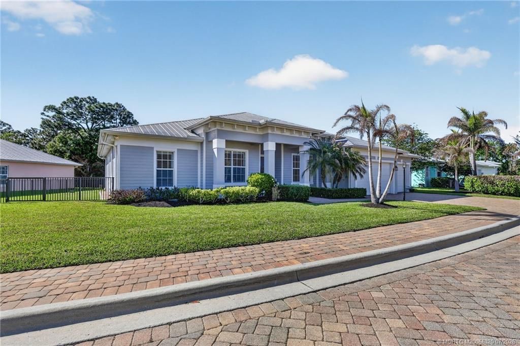 263 SW Cocoloba Way, Stuart, FL 34997 Photo