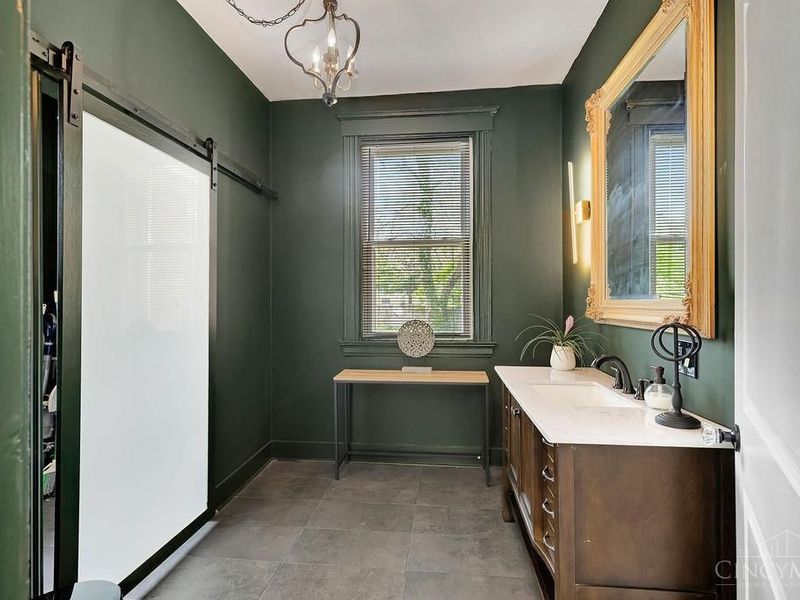 3433 Hudson Avenue, Cincinnati, OH 45207 Photo 13