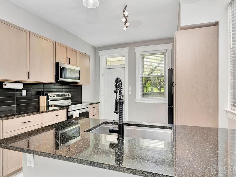 3433 Hudson Avenue, Cincinnati, OH 45207 Photo 17