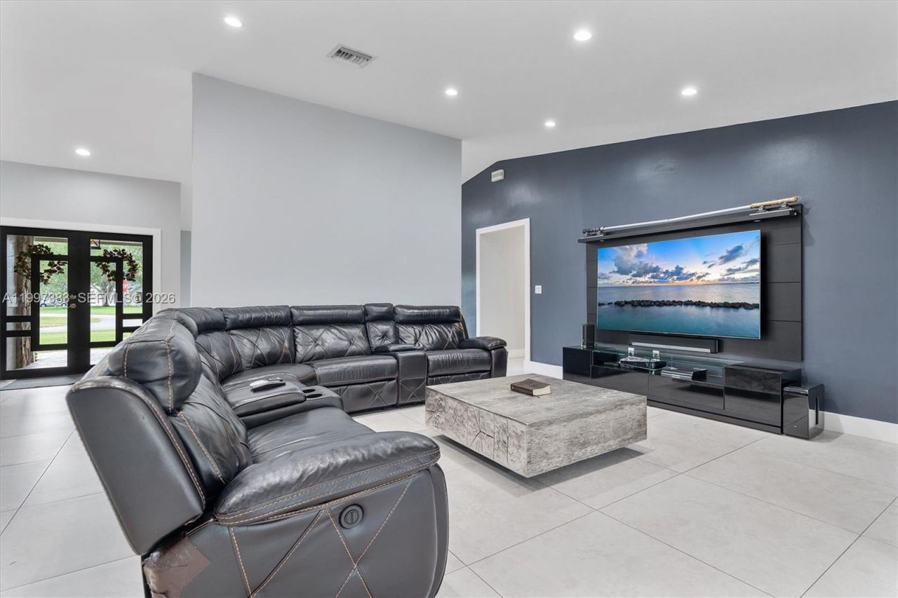 14800 SW 166th St, Miami, FL 33187 Photo