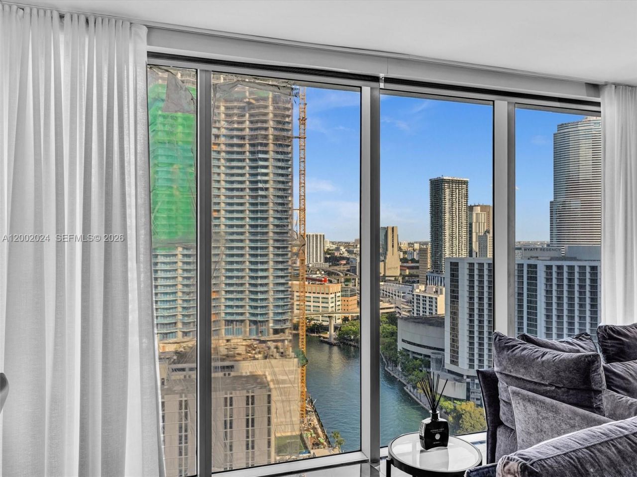 475 Brickell Ave, Unit 2715, Miami, FL 33131 Photo
