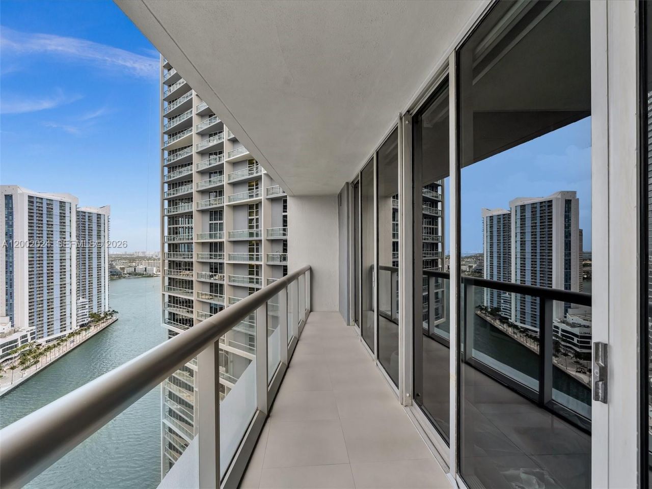 475 Brickell Ave, Unit 2715, Miami, FL 33131 Photo