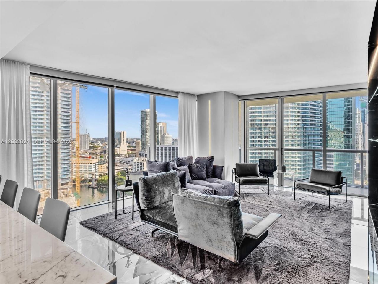 475 Brickell Ave, Unit 2715, Miami, FL 33131 Photo