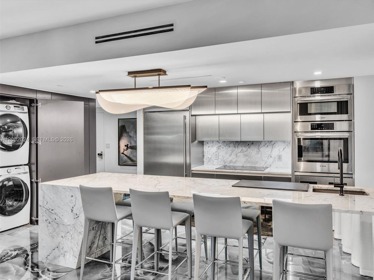 475 Brickell Ave, Unit 2715, Miami, FL 33131 Photo