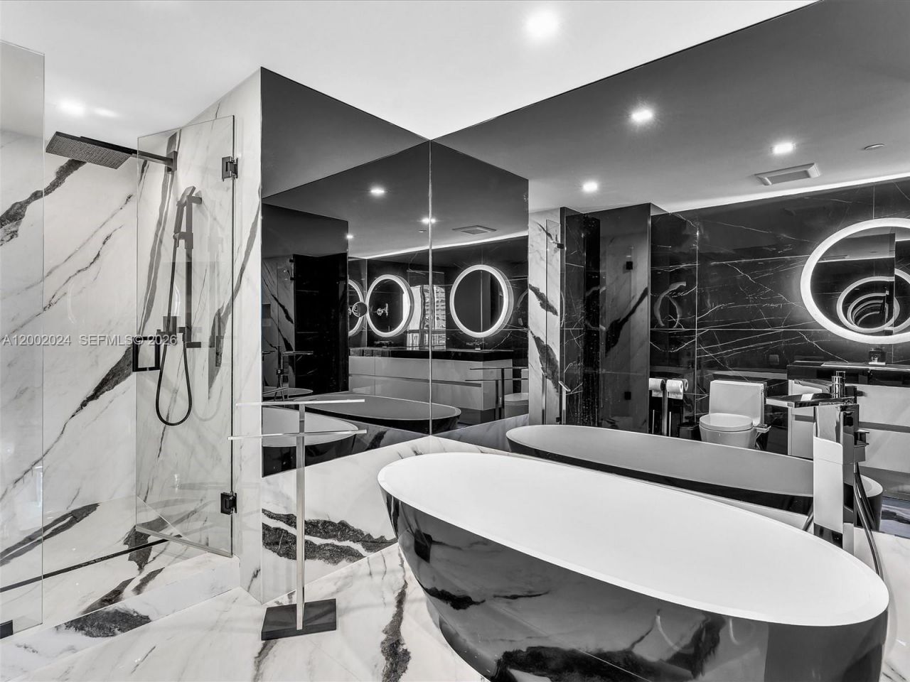 475 Brickell Ave, Unit 2715, Miami, FL 33131 Photo