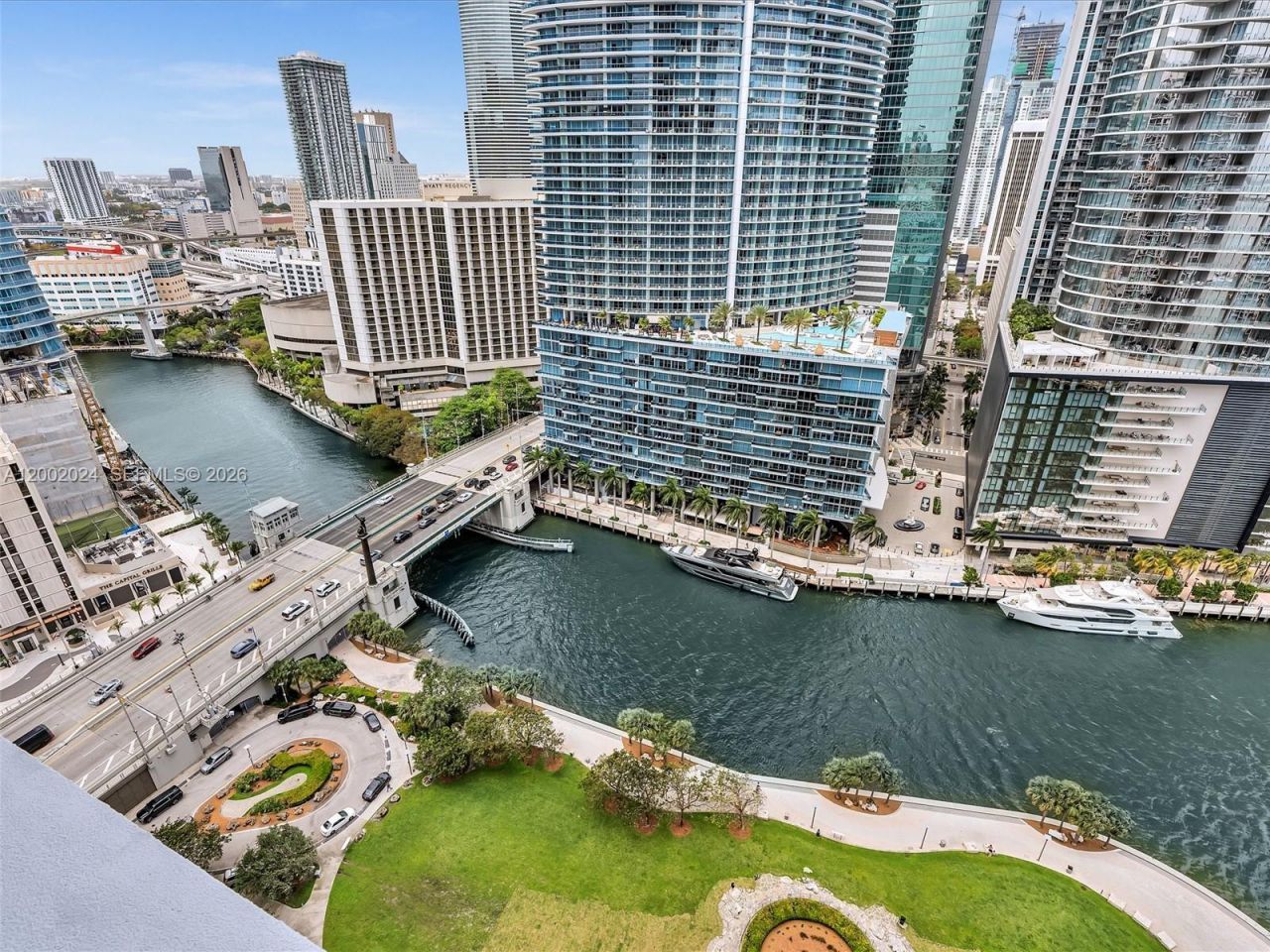 475 Brickell Ave, Unit 2715, Miami, FL 33131 Photo