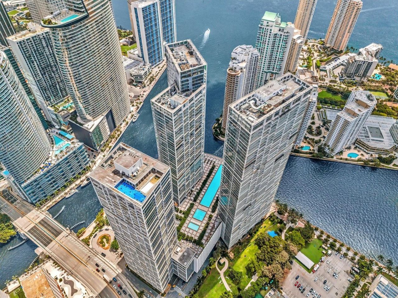 475 Brickell Ave, Unit 2715, Miami, FL 33131 Photo