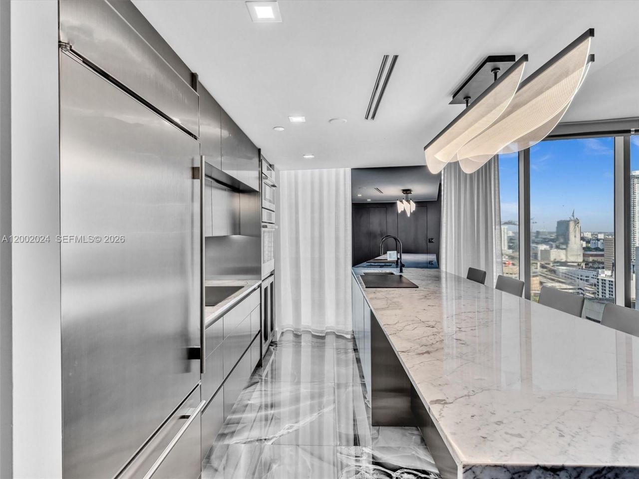 475 Brickell Ave, Unit 2715, Miami, FL 33131 Photo