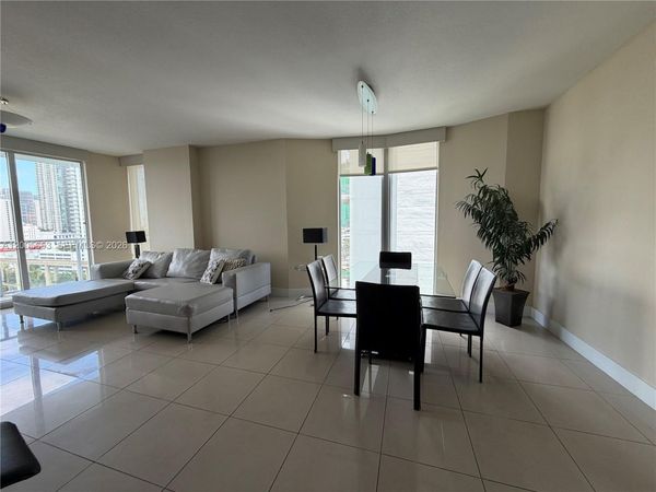 185 SW 7th St, Unit 1511, Miami, FL 33130