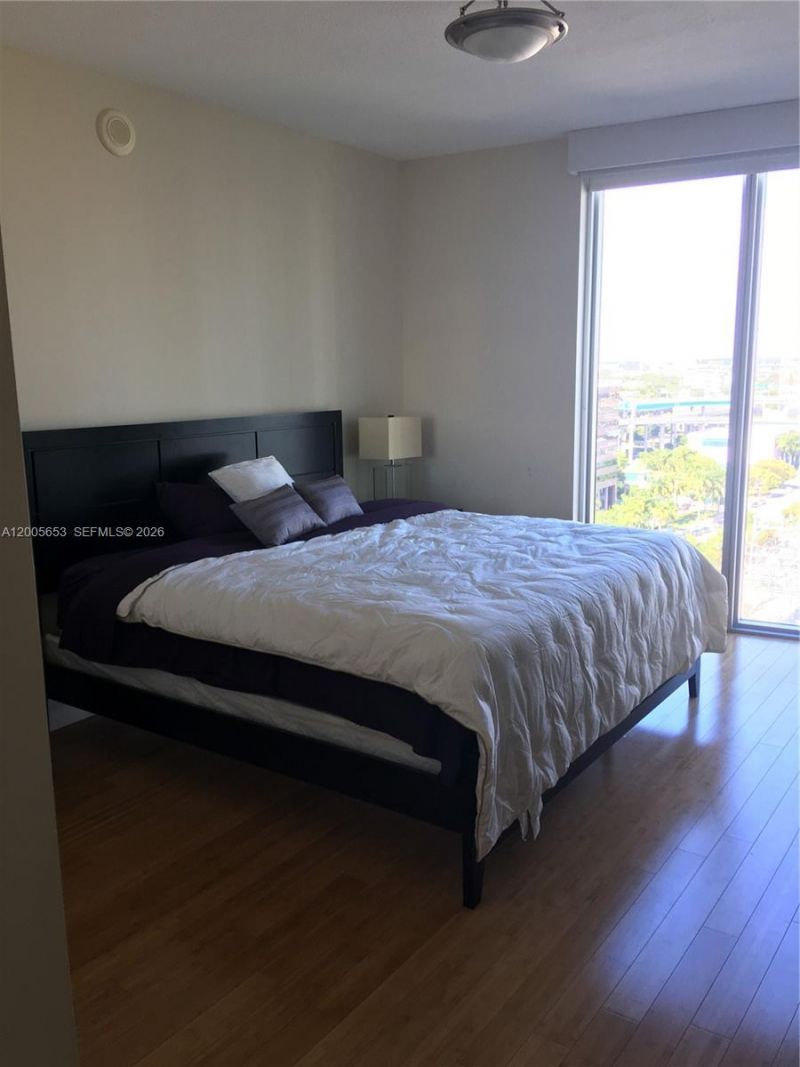 185 SW 7th St , Unit 1511, Miami, FL 33130 Photo