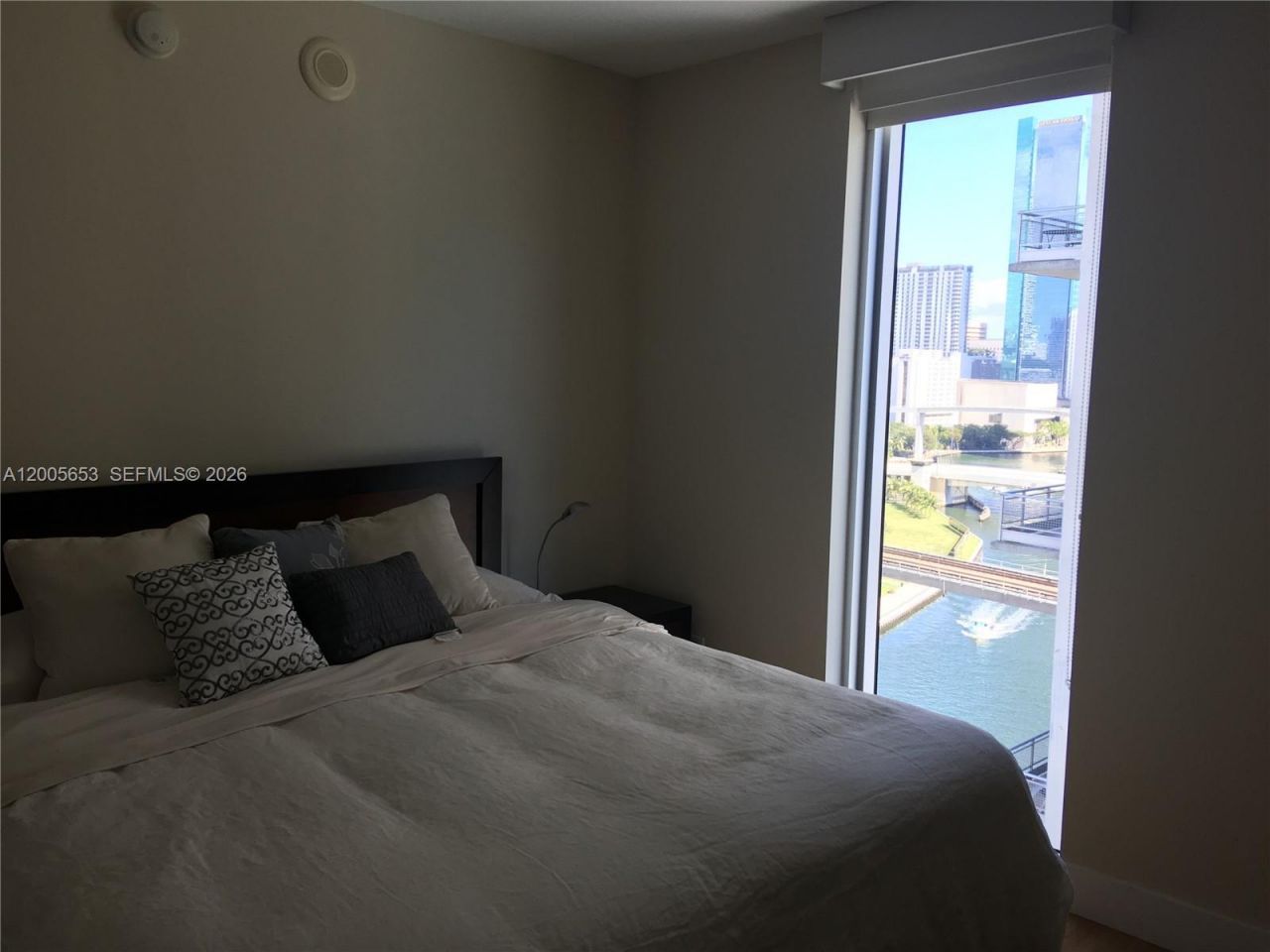 185 SW 7th St , Unit 1511, Miami, FL 33130 Photo