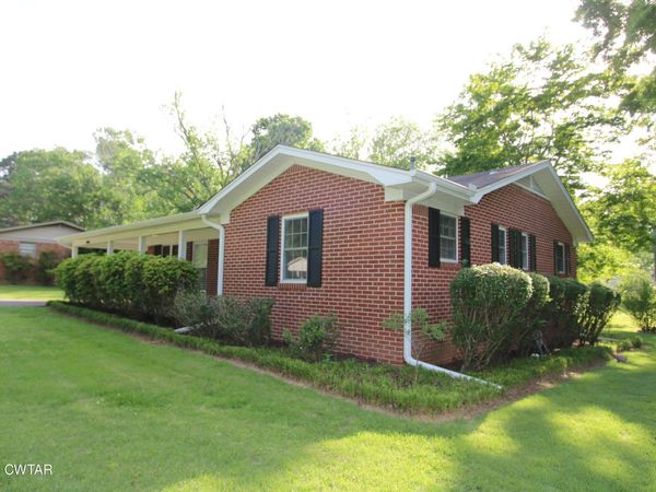 7055 Clemmer Drive , Milan, TN 38358