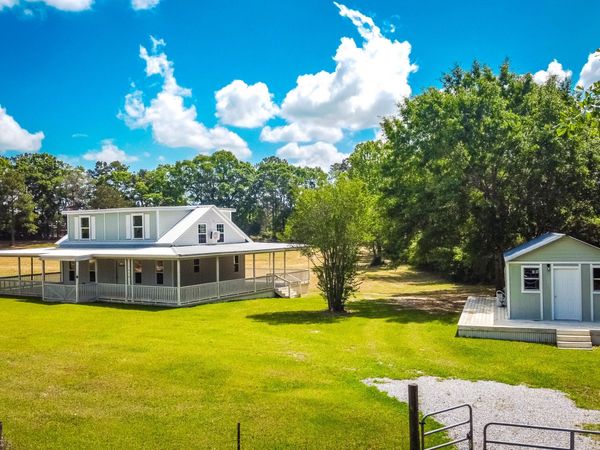 1650 Perkins Road, Laurel Hill, FL 32567