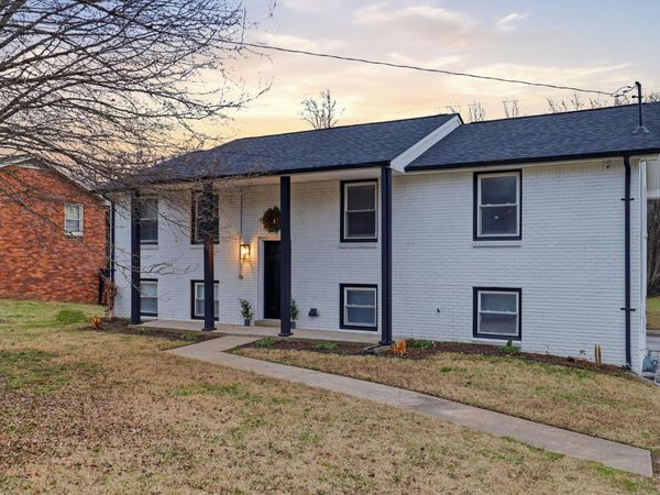 601 Huntington Pkwy , Nashville, TN 37211