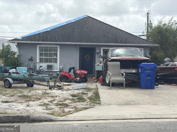 233 16th Street SW, Vero Beach, FL 32962