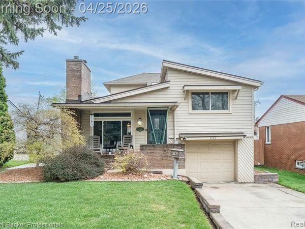 6182 Drexel Street , Dearborn Heights, MI 48127