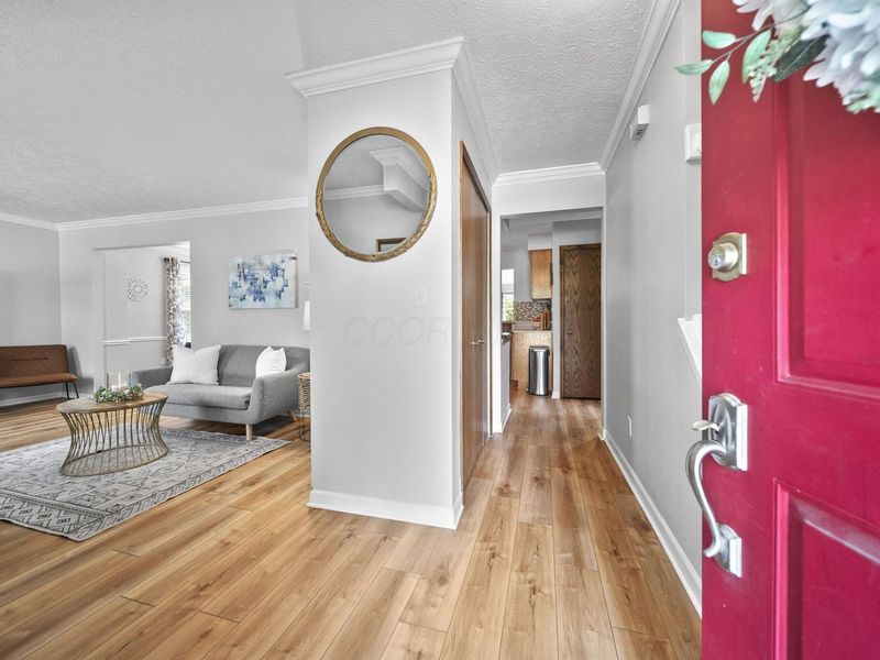 3851 Saddlebrook Court, Columbus, OH 43221 Photo 5