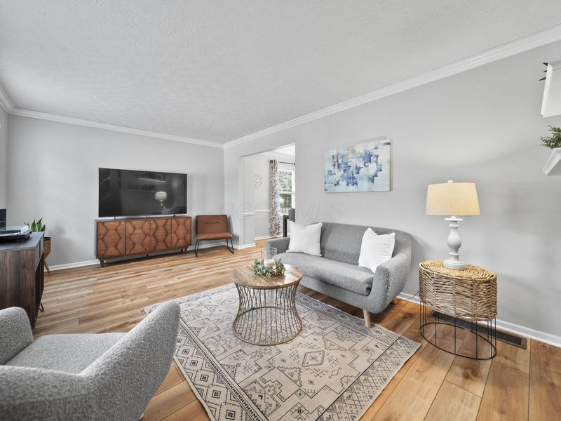 3851 Saddlebrook Court, Columbus, OH 43221 Photo 9