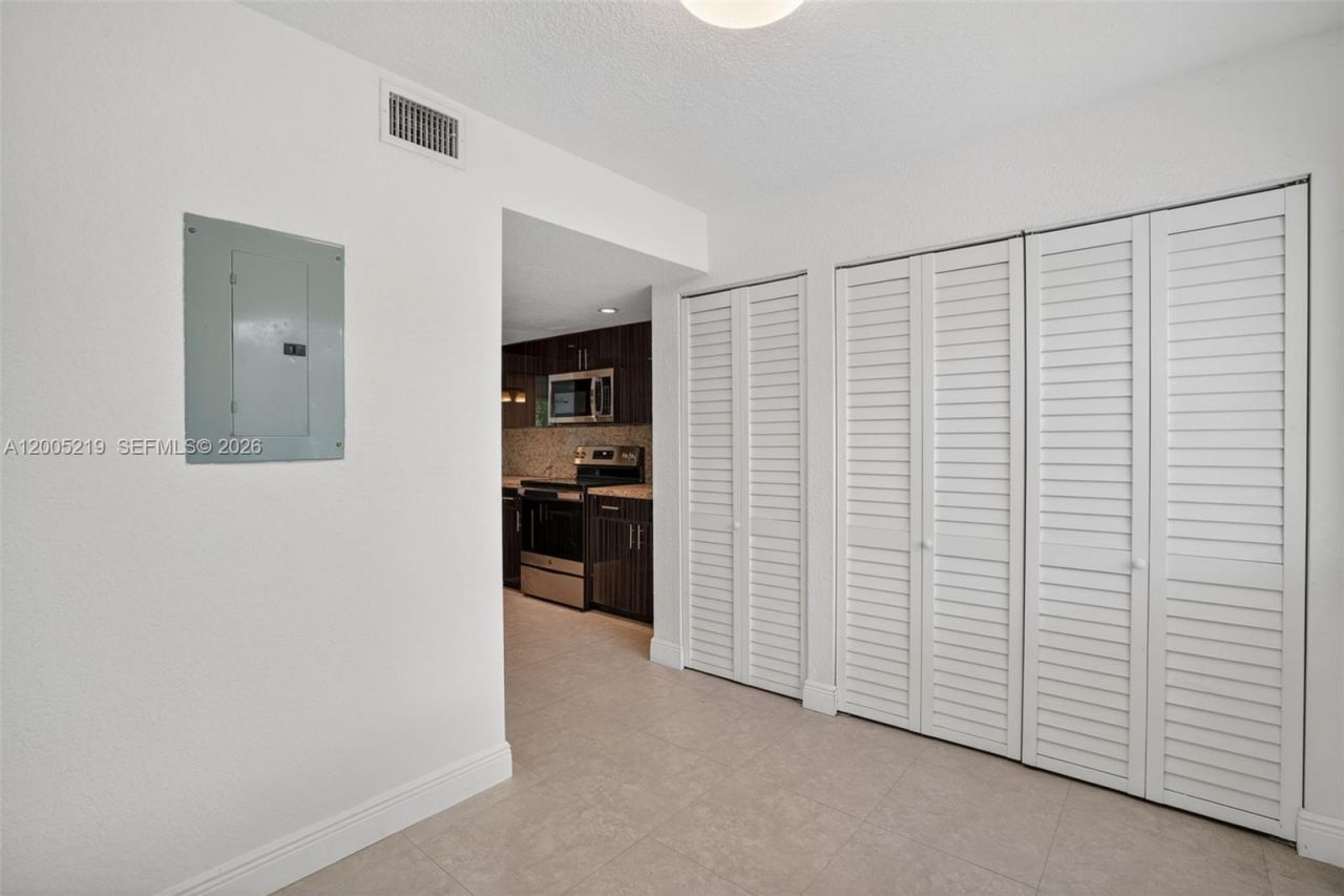 845 NW 91st Ter , Plantation, FL 33324 Photo