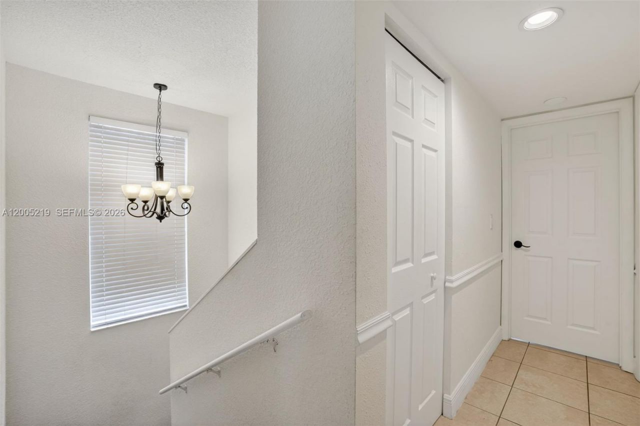 845 NW 91st Ter , Plantation, FL 33324 Photo