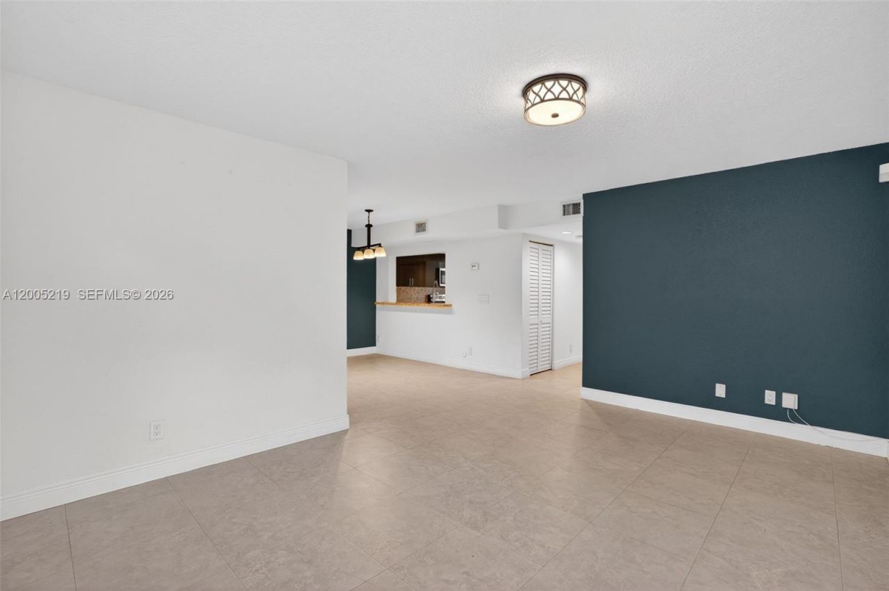 845 NW 91st Ter , Plantation, FL 33324 Photo
