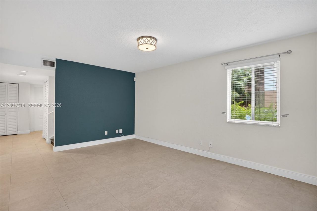 845 NW 91st Ter , Plantation, FL 33324 Photo