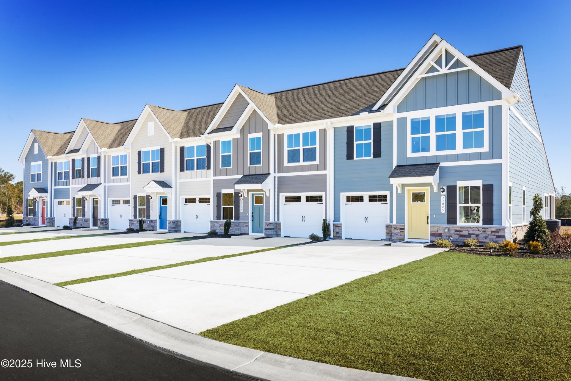 3213 Edgehill Drive, Navassa, NC 28451 Main Photo