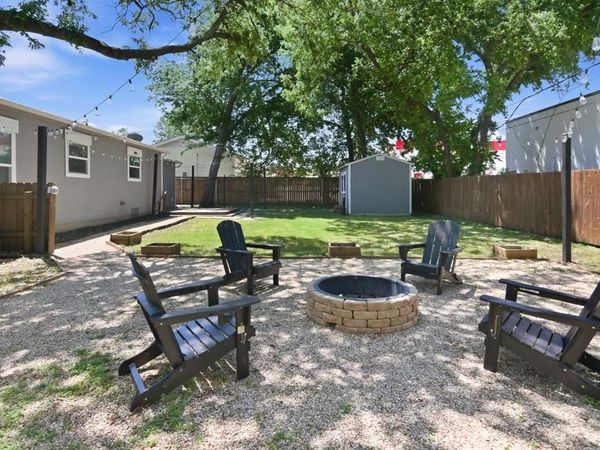 105 Anderson Street, Burleson, TX 76028