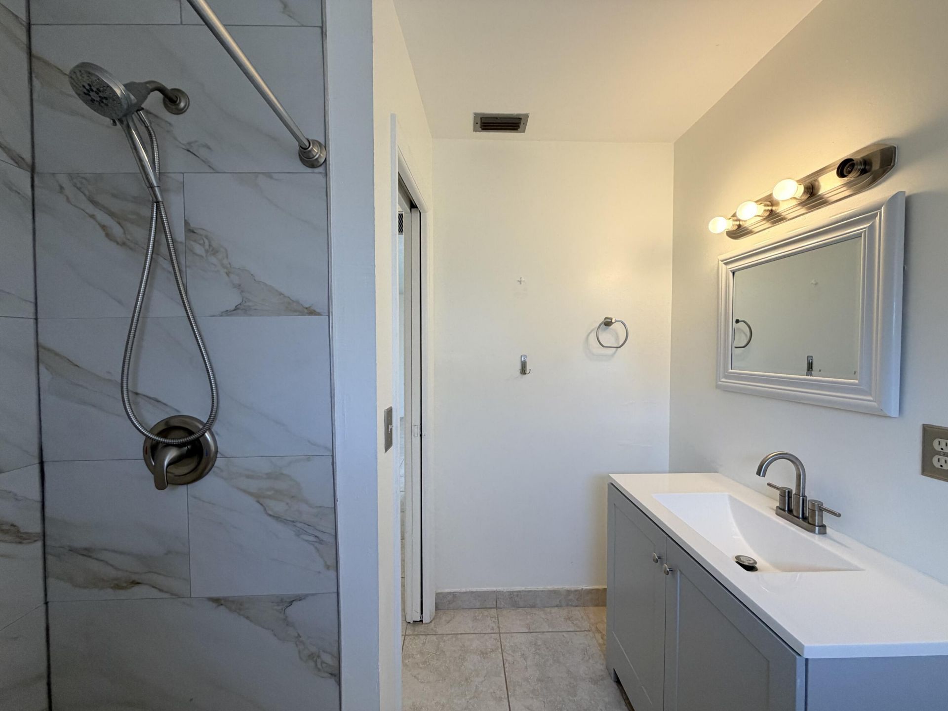2607 Dudley Drive W, Unit L, West Palm Beach, FL 33415 Photo