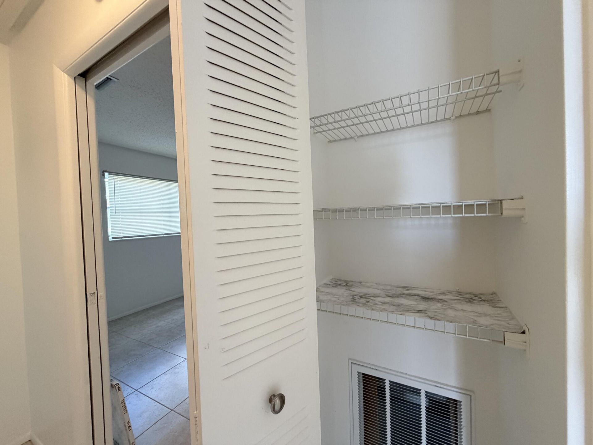 2607 Dudley Drive W, Unit L, West Palm Beach, FL 33415 Photo