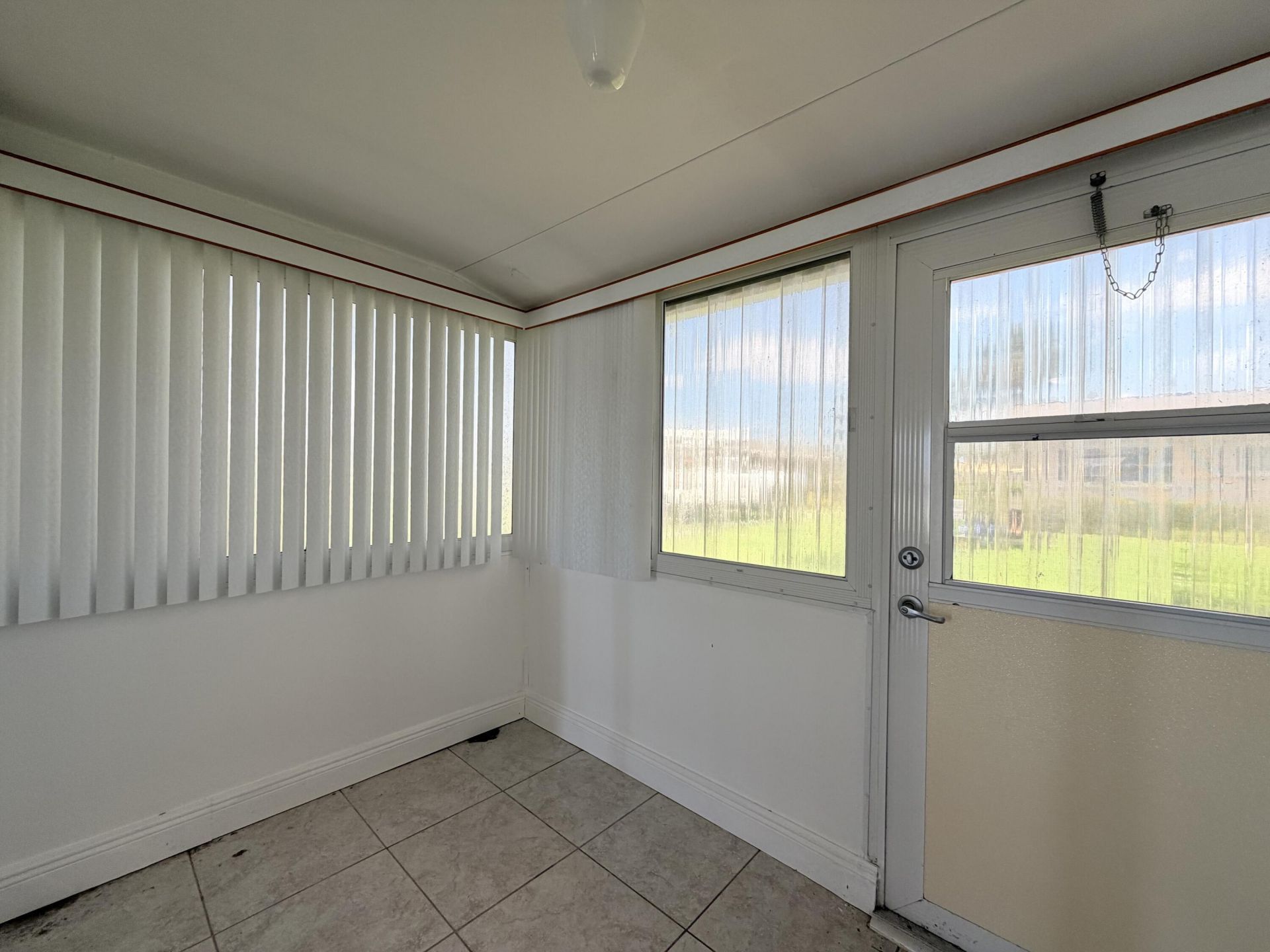 2607 Dudley Drive W, Unit L, West Palm Beach, FL 33415 Photo
