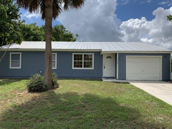 1838 SE North Buttonwood Drive, Port St. Lucie, FL 34952