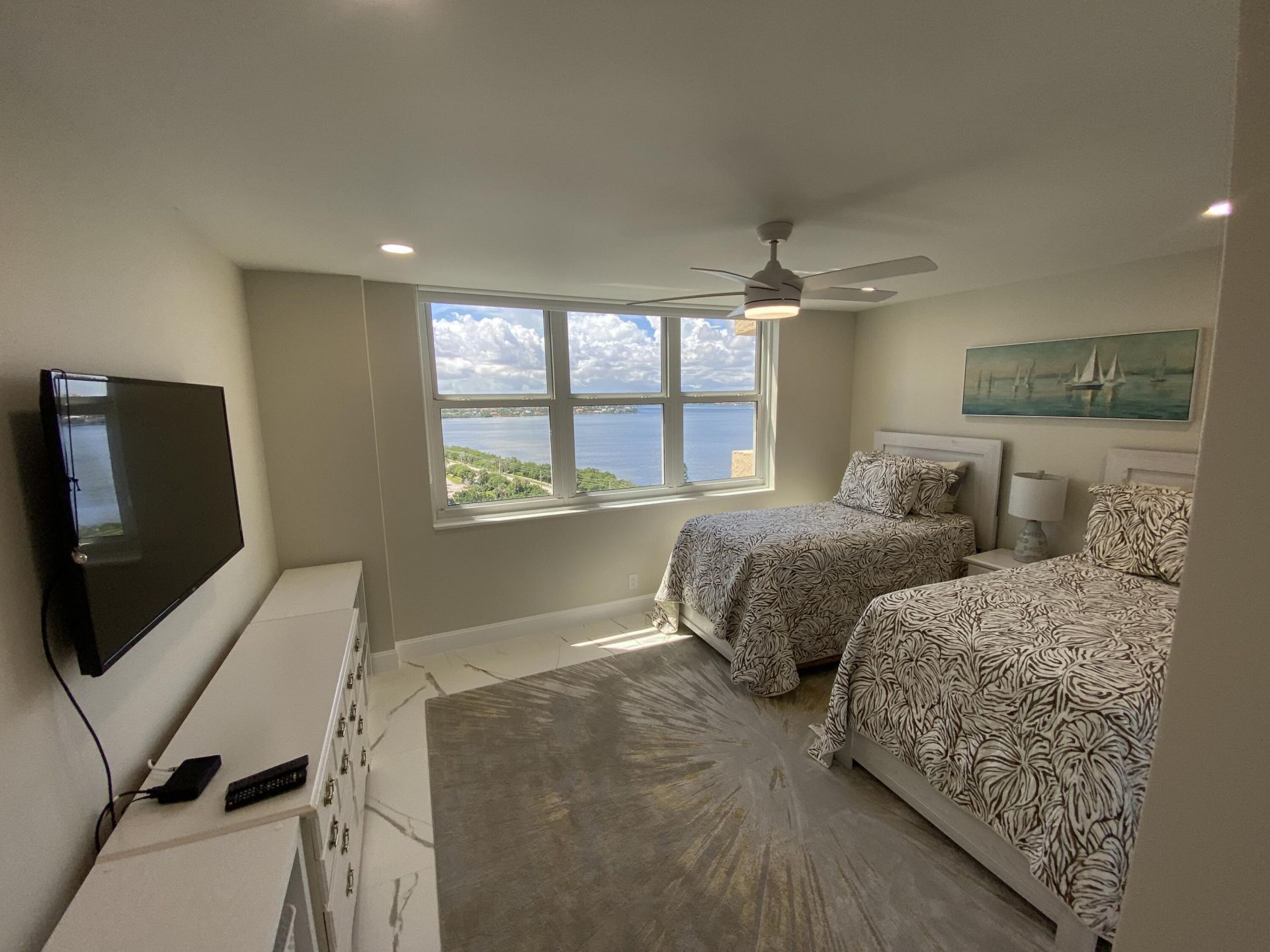 5440 N Ocean Drive, Unit 1501, Singer Island, FL 33404 Photo