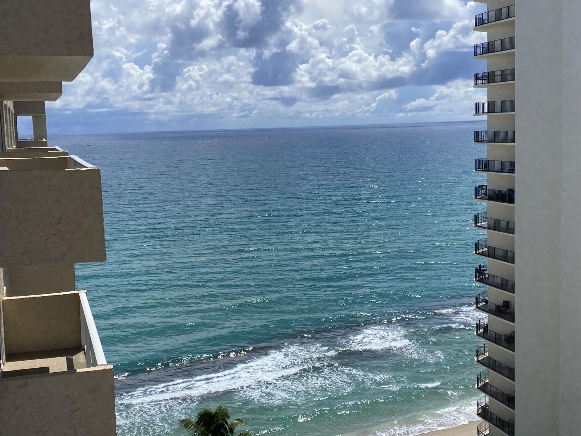 5440 N Ocean Drive, Unit 1501, Singer Island, FL 33404 Photo