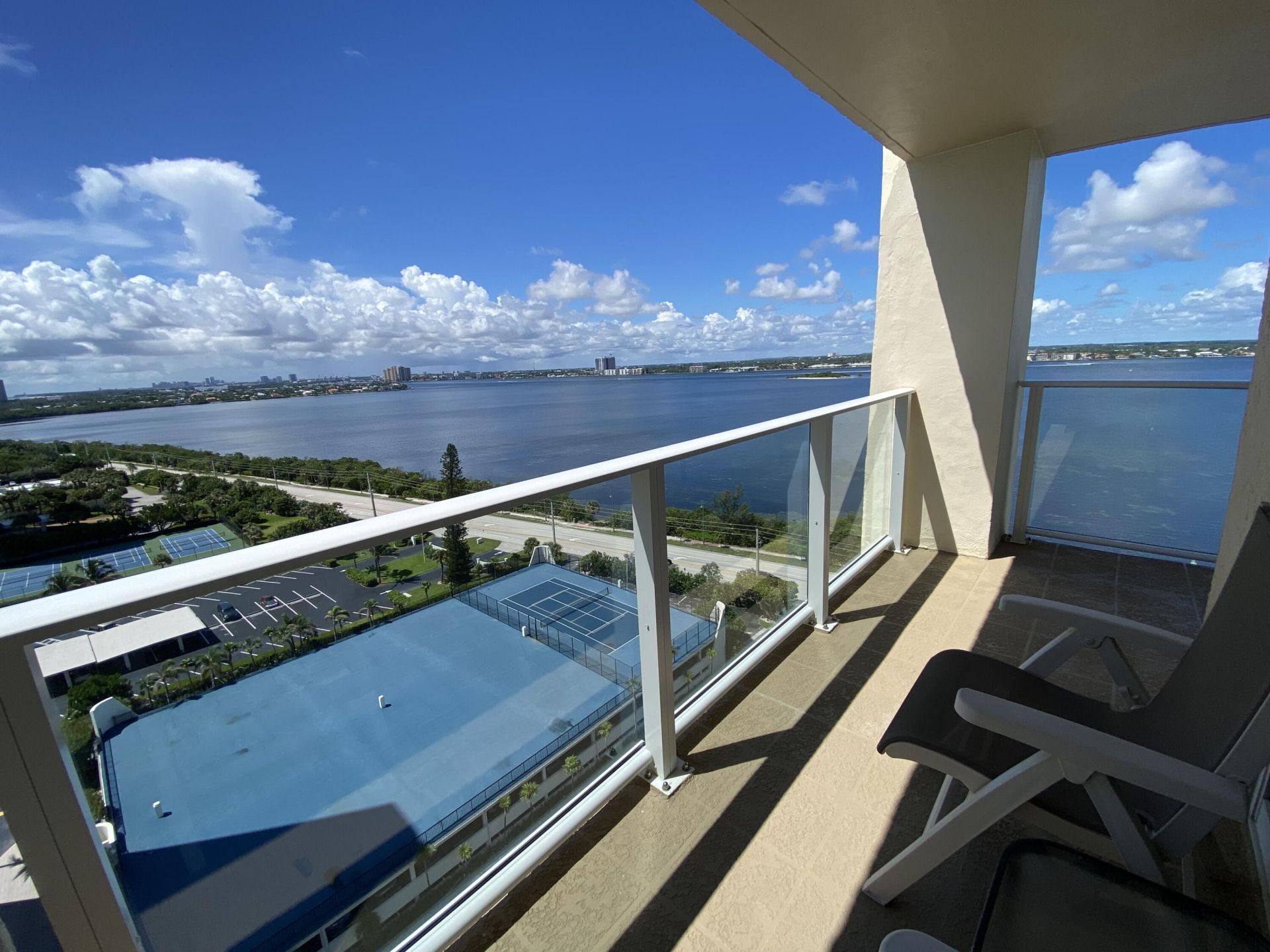 5440 N Ocean Drive, Unit 1501, Singer Island, FL 33404 Photo